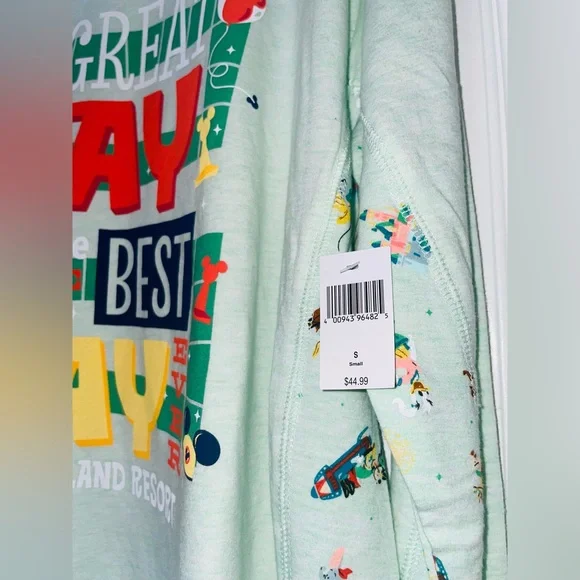 Disney long sleeve tee (S) - Picture 3 of 6